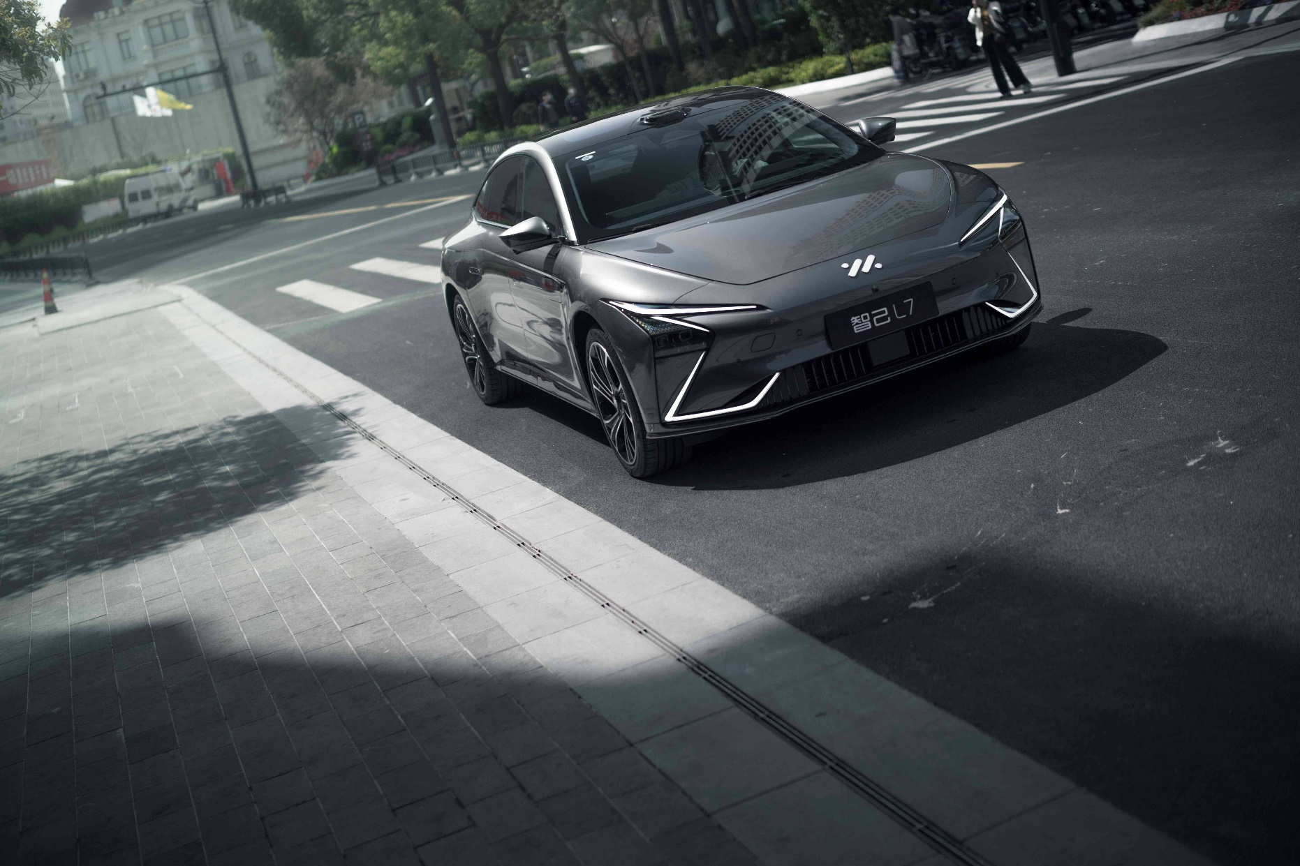 智己汽车2.0生态运营项目